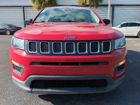 Used 2018 Jeep Compass Sport w/ Tech Group image 9