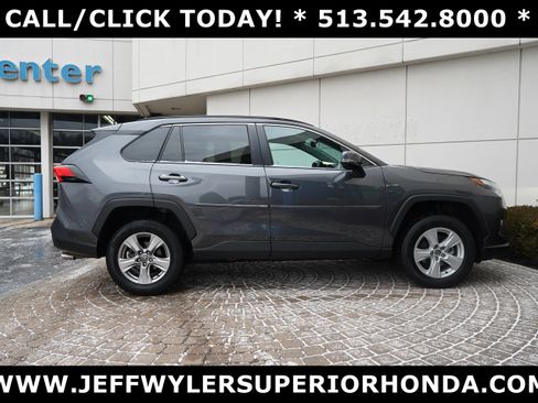 Used 2023 Toyota RAV4 XLE image 2