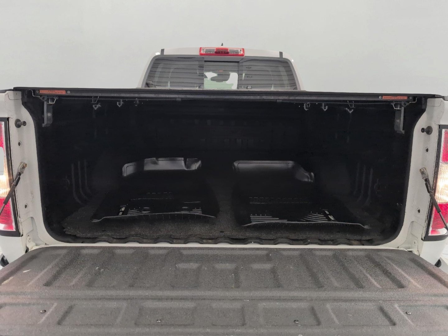 Used 2017 GMC Canyon Denali AWD/4WD image 15
