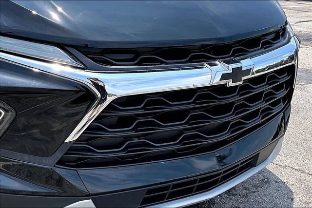 Used 2024 Chevrolet Blazer LT w/ Convenience Package FWD image 32
