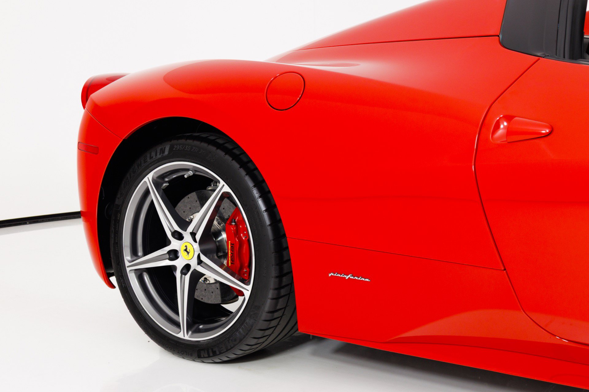Used 2013 Ferrari 458 Spider RWD image 60