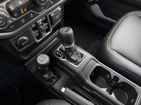 New 2026 Jeep Gladiator Sport image 26