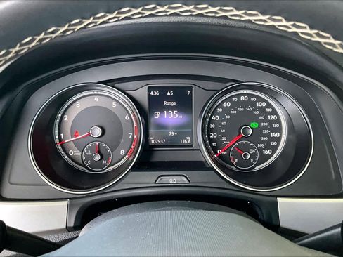 Used 2021 Volkswagen Atlas SE FWD image 25