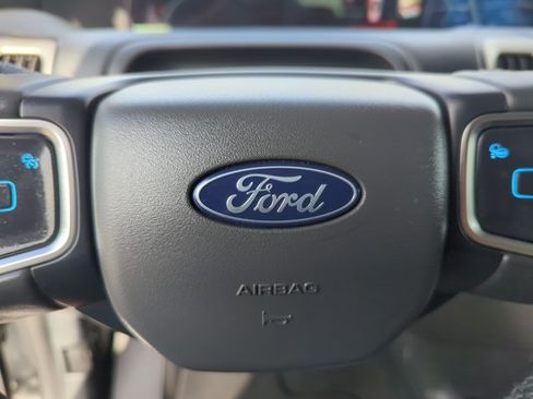Used 2025 Ford Expedition Active RWD image 27