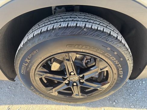 Used 2023 Chevrolet Blazer LT w/ Convenience Package image 27