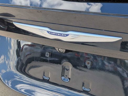 Certified 2020 Chrysler Pacifica Limited w/ Advanced Safetytec Group FWD image 11
