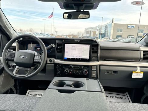 New 2025 Ford F250 XLT w/ Black Appearance Package image 7