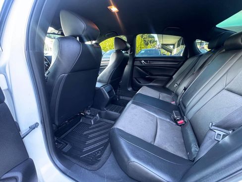 Used 2020 Honda Accord Sport image 9