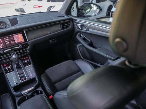 Certified 2023 Porsche Macan GTS AWD/4WD image 37