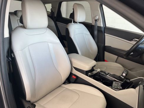 Used 2023 Kia Sportage EX image 37