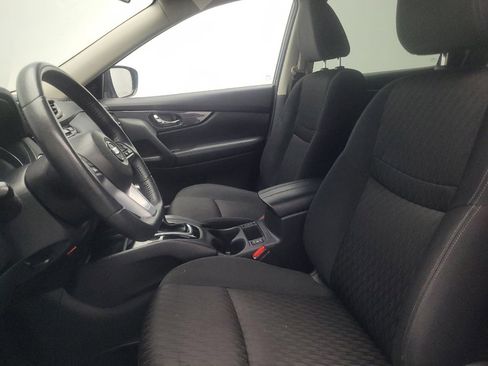 Used 2019 Nissan Rogue SV FWD image 17