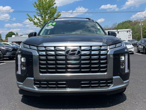Used 2024 Hyundai Palisade Calligraphy AWD/4WD image 2