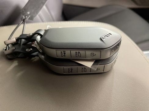 New 2026 Kia Carnival EX image 49