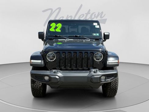 Certified 2022 Jeep Gladiator Sport AWD/4WD image 9