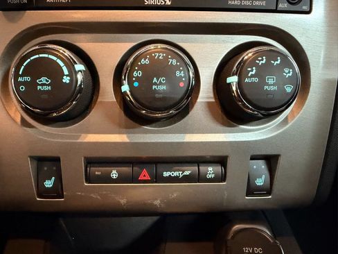 Used 2012 Dodge Challenger SRT8 RWD image 15