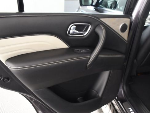 Used 2019 INFINITI QX80 4WD image 26
