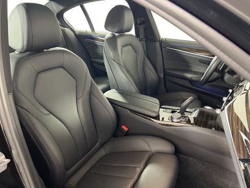 Used 2019 BMW 530e xDrive 530e xDrive iPerformance w/ Premium Package image 25