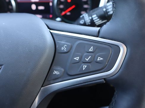 Used 2023 Chevrolet Equinox LT FWD image 19