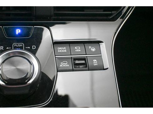 Used 2023 Subaru Solterra AWD image 43