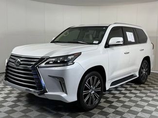 Used 2018 Lexus LX 570 4WD video 2