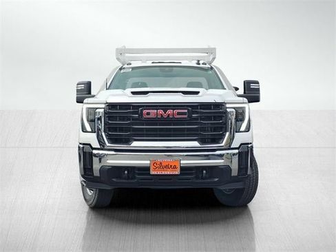 New 2026 GMC Sierra 3500 Pro w/ Convenience Package image 2