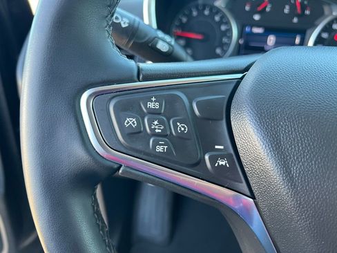 Used 2024 Chevrolet Equinox LT image 42