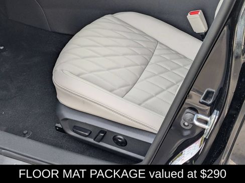 New 2026 Nissan Sentra SL w/ Floor Mat Package FWD image 6