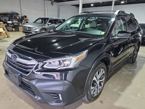 Used 2022 Subaru Outback Limited AWD/4WD image 2