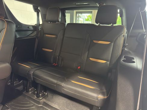 Used 2021 GMC Yukon AT4 w/ Rear Media and Nav Package AWD/4WD image 13