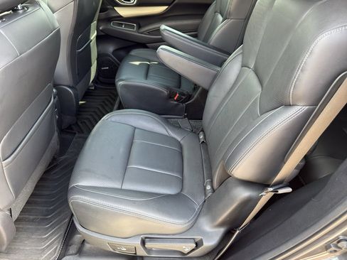 Used 2020 Subaru Ascent Limited w/ Technology Package AWD/4WD image 24