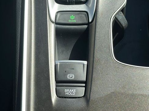Used 2019 Honda Accord EX-L image 25