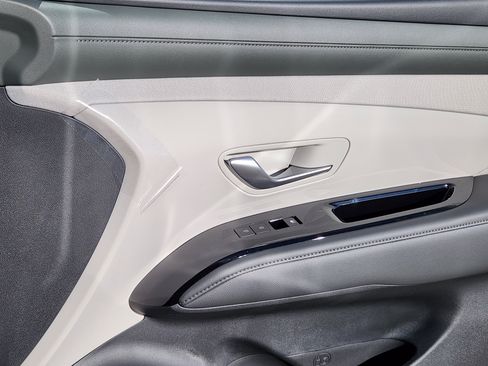 New 2026 Hyundai Tucson Limited AWD/4WD image 15