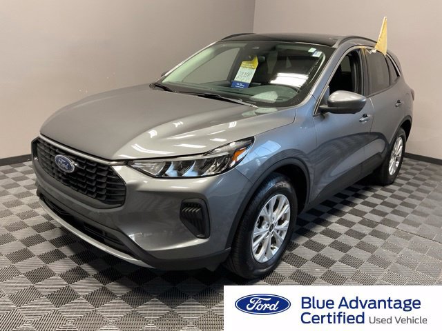 Used 2024 Ford Escape Active w/ Tech Pack #2 AWD/4WD image 1