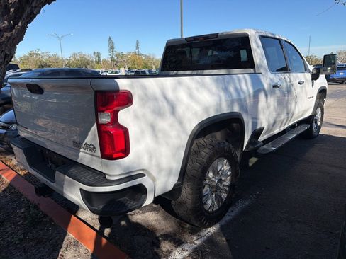 Used 2020 Chevrolet Silverado 2500 High Country w/ Technology Package image 14