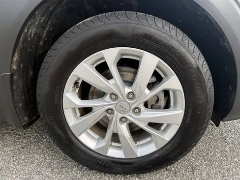 Used 2020 Hyundai Tucson SE w/ Winter Weather Package AWD/4WD image 38
