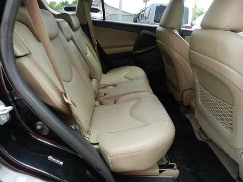 Used 2009 Toyota RAV4 Limited image 12