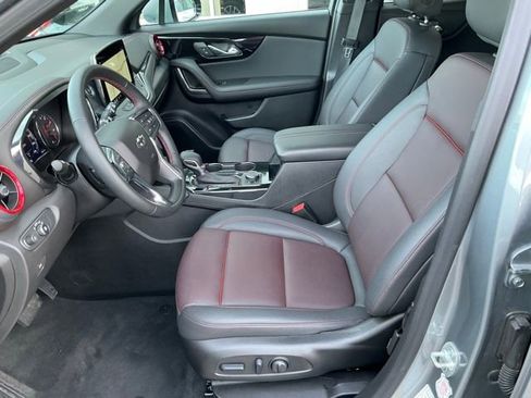 Used 2025 Chevrolet Blazer RS image 12