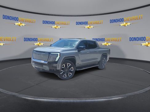 Used 2024 GMC Sierra EV Denali AWD/4WD image 8