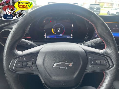 Used 2025 Chevrolet Trax RS w/ Driver Confidence Package FWD image 13