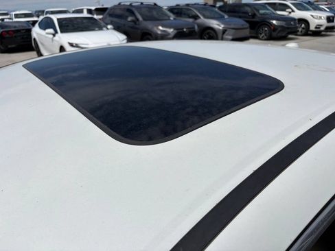 Used 2017 Honda Accord EX-L image 5