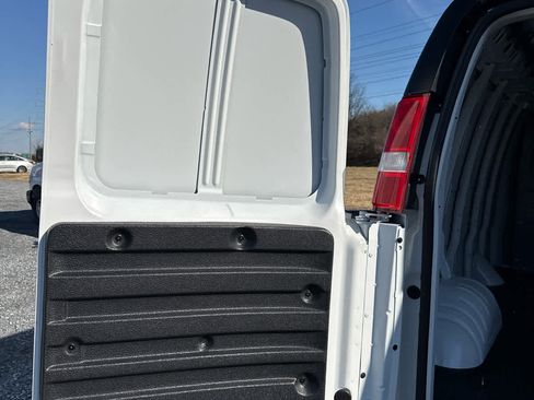 New 2025 GMC Savana 2500 Work Van w/ Driver Convenience Package image 6