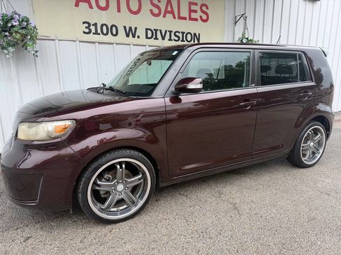 Used 2008 Scion xB image 5
