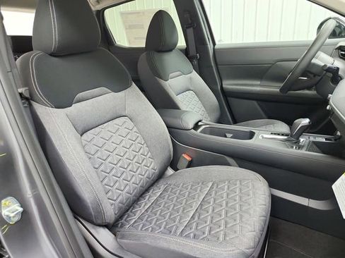 New 2026 Nissan Kicks SV w/ SV Premium Package image 41