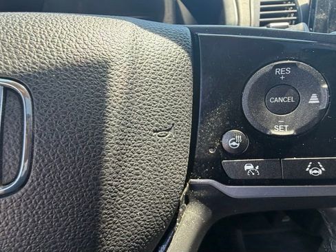 Used 2023 Honda Odyssey Elite image 16