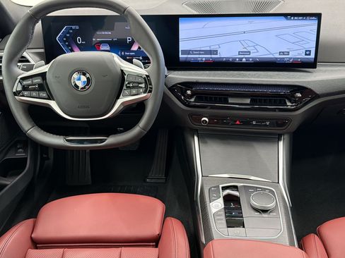 Used 2025 BMW 330i Sedan w/ Convenience Package RWD image 27