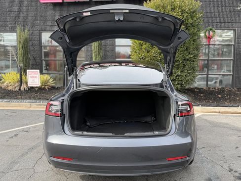 Used 2021 Tesla Model 3 Performance image 17