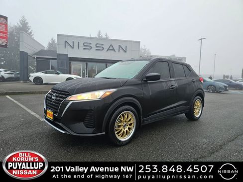 Certified 2024 Nissan Kicks S image 1
