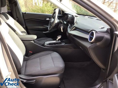 Used 2024 Chevrolet Trax LS w/ Driver Confidence Package image 19