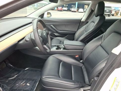Used 2020 Tesla Model 3 Standard Range Plus image 16