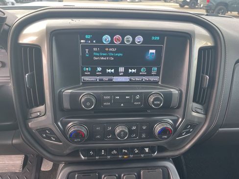 Used 2018 Chevrolet Silverado 2500 LTZ w/ Duramax Plus Package image 22